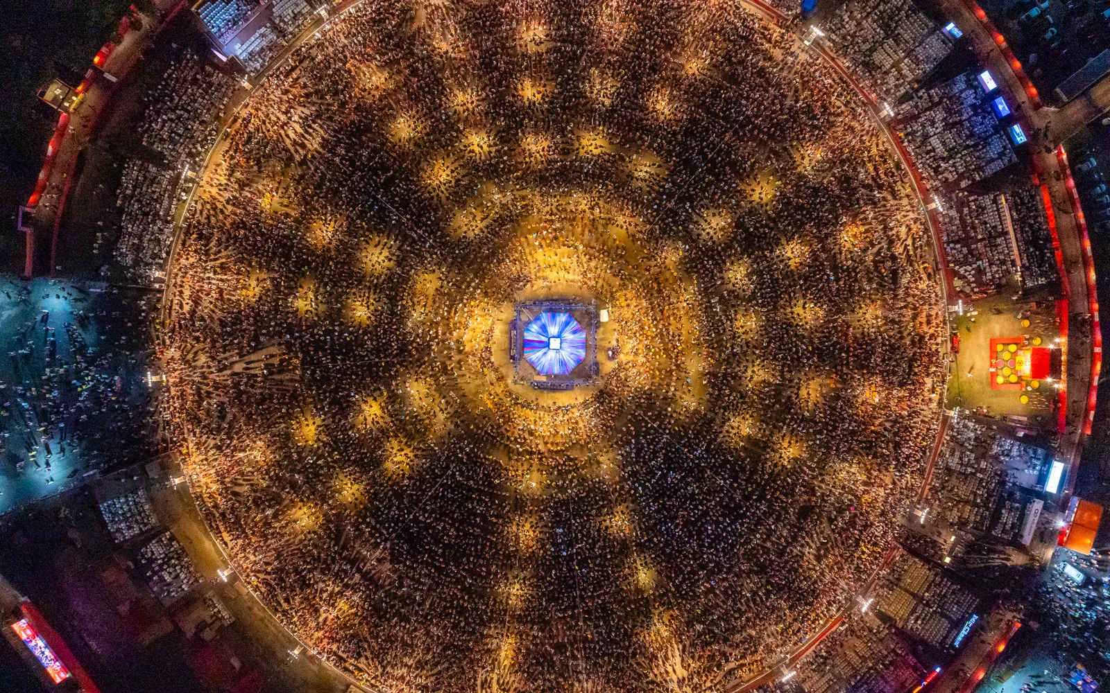World's Largest Garba Festival