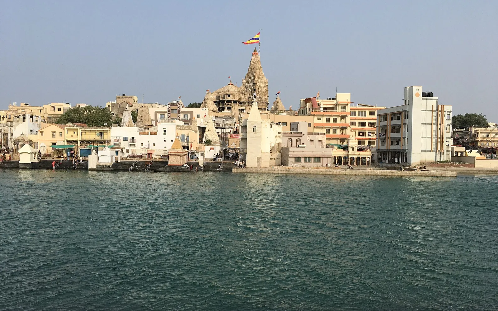 DWARKADHISH SHRI KRISHNA MANDIR