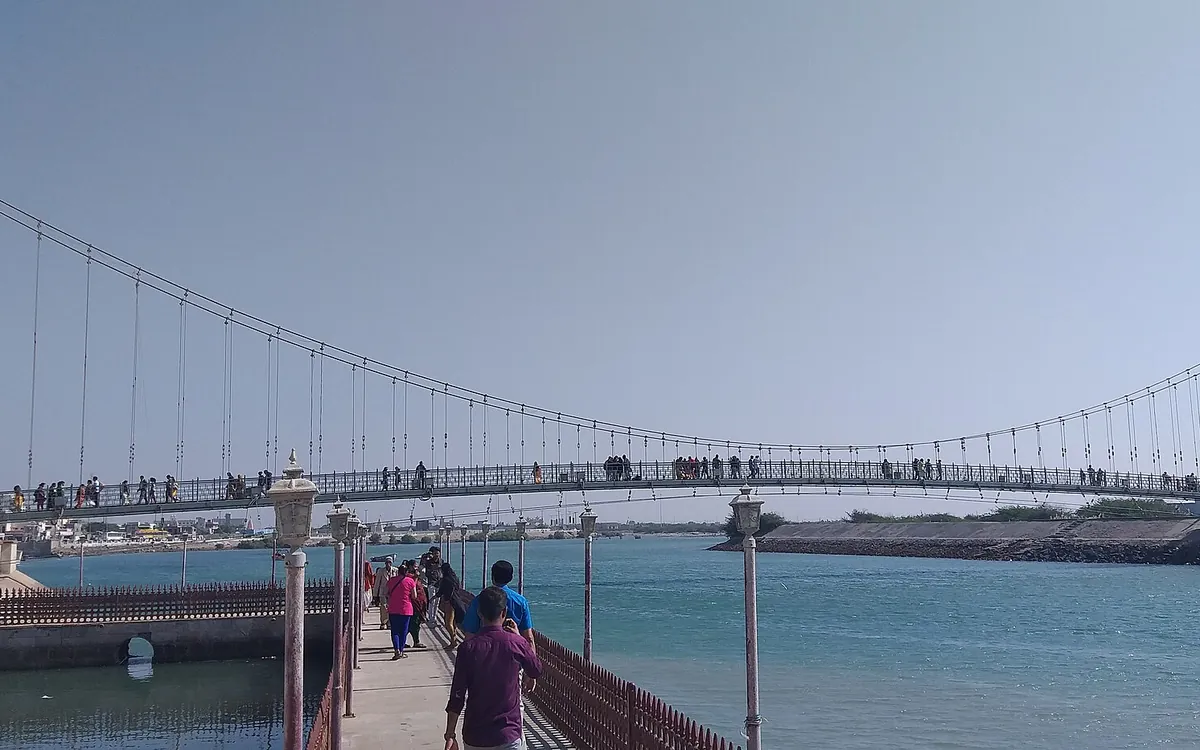 Dwarka Sudama Setu on Gomti River